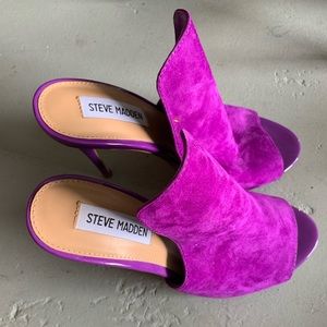 NEW!!!! Only worn in the house once